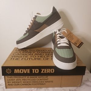 Nike Air Force 1 '07 LX Low Toasty Oil Green Men's 8.5 DC8744-300